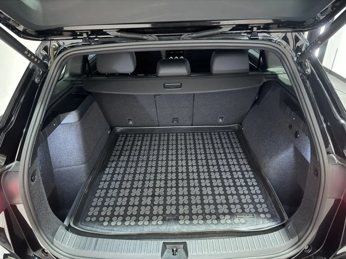 1.5 TSI PHEV Sportline | Matrix LED | ACC | LMV 19'' |