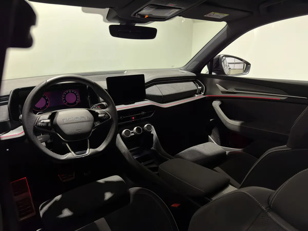 1.5 TSI PHEV Sportline | Matrix LED | ACC | LMV 19'' |