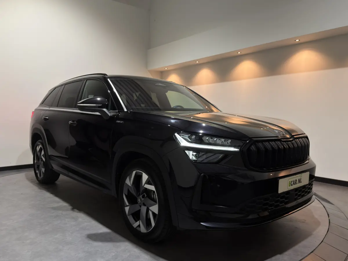 1.5 TSI PHEV Sportline | Matrix LED | ACC | LMV 19'' |