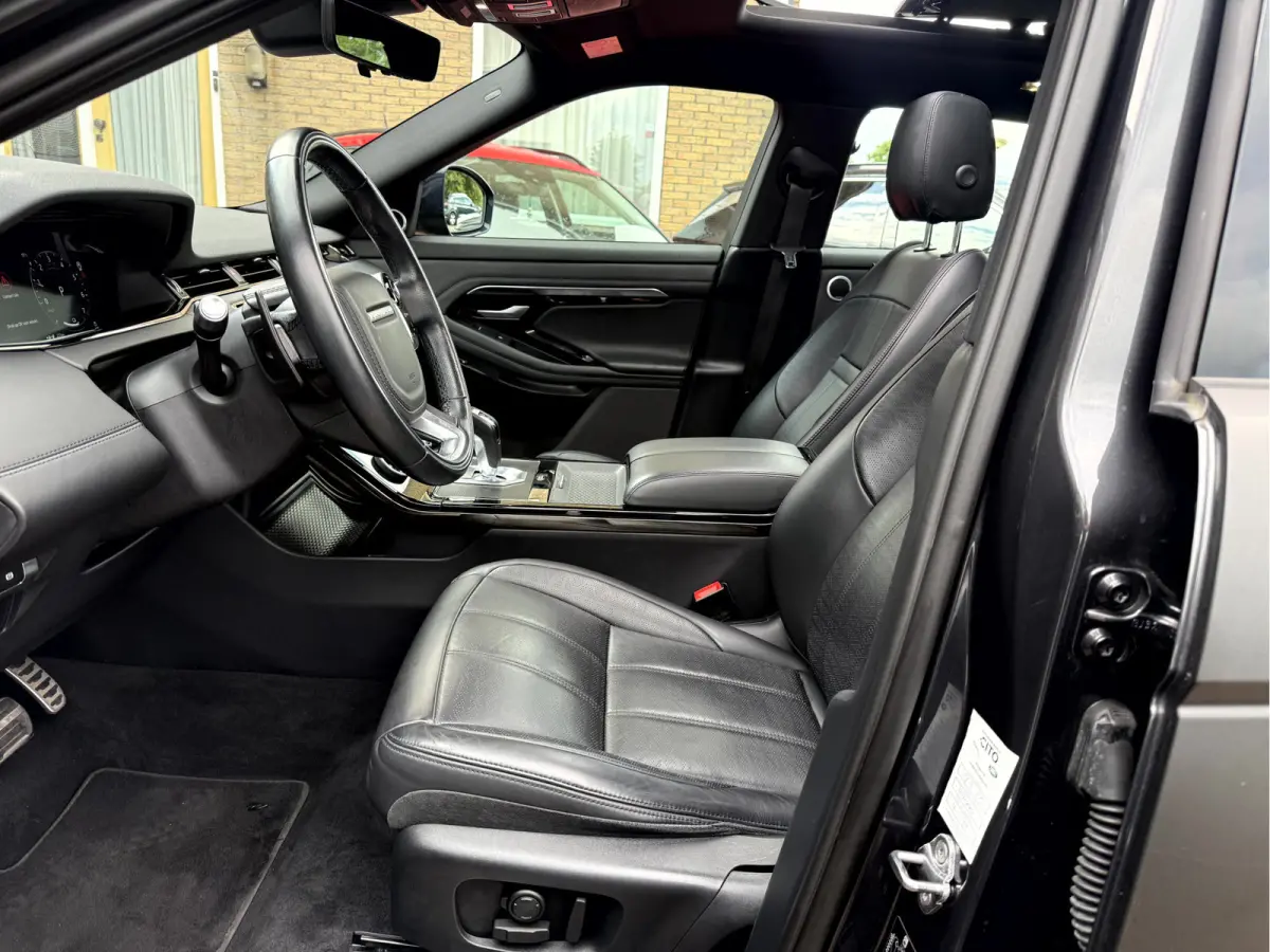 1.5 P300e AWD R-Dynamic HSE NL. Auto, Wrapped, Panoramadak