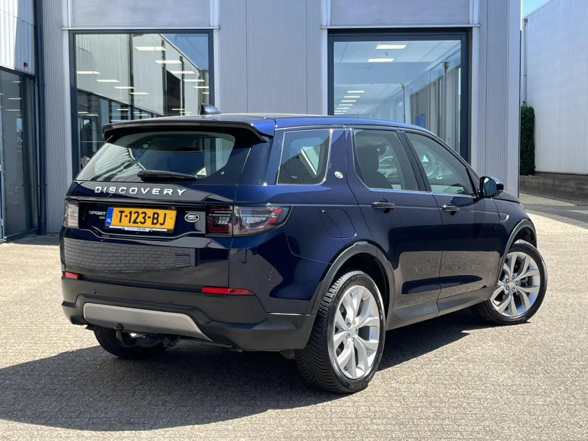P300e 1.5 R-Dynamic SE | NL Auto/1e Eig./Voll.Historie/Pano.Dak/Navi/Camera/Leder/Afn.Trekhaak/Apple Carplay-Android Auto