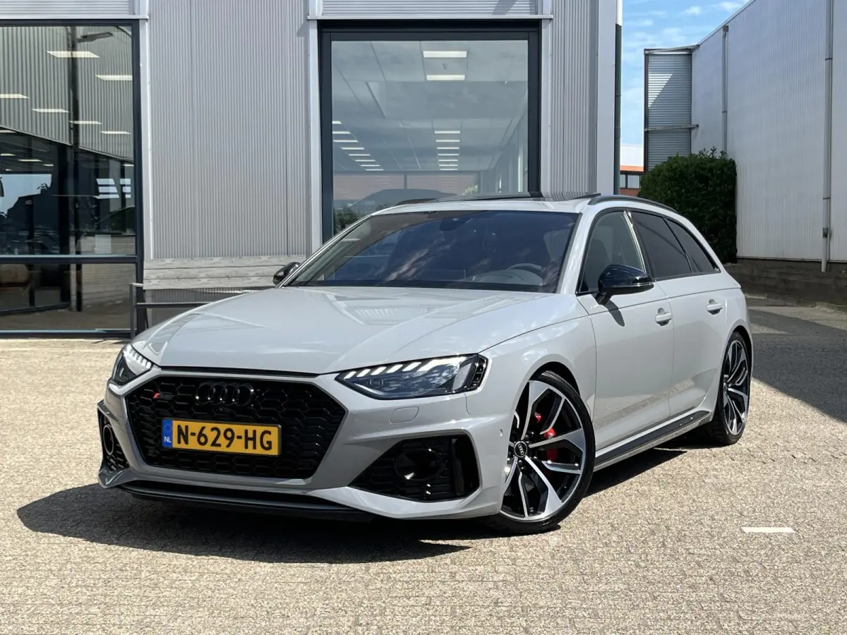 2.9 TFSI RS 4 quattro | NL Auto/1e Eig./Voll.Historie/Pano.Dak/Head-Up/Bang&Olufsen/Navi/Sportdiffertentieel/Elektr.Wegklapbare Trekhaak