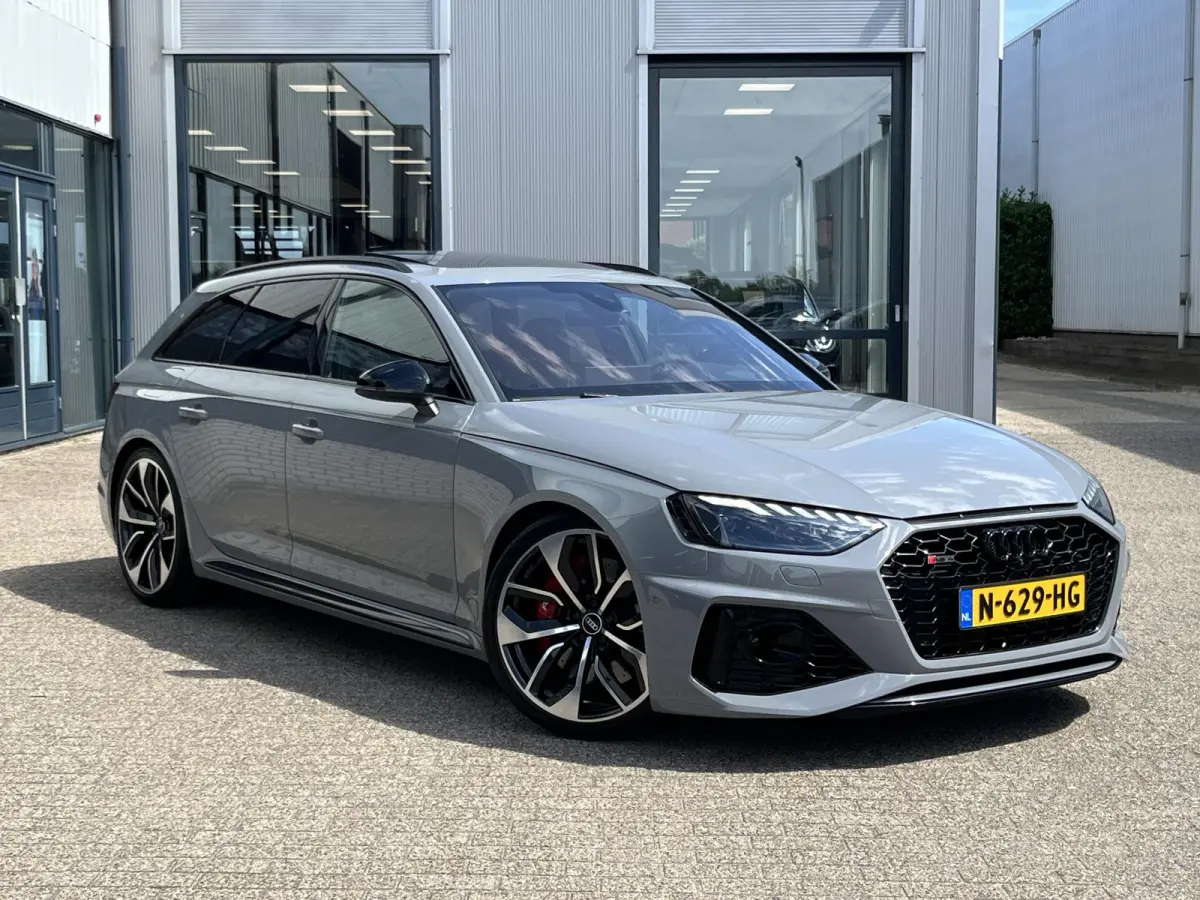 2.9 TFSI RS 4 quattro | NL Auto/1e Eig./Voll.Historie/Pano.Dak/Head-Up/Bang&Olufsen/Navi/Sportdiffertentieel/Elektr.Wegklapbare Trekhaak