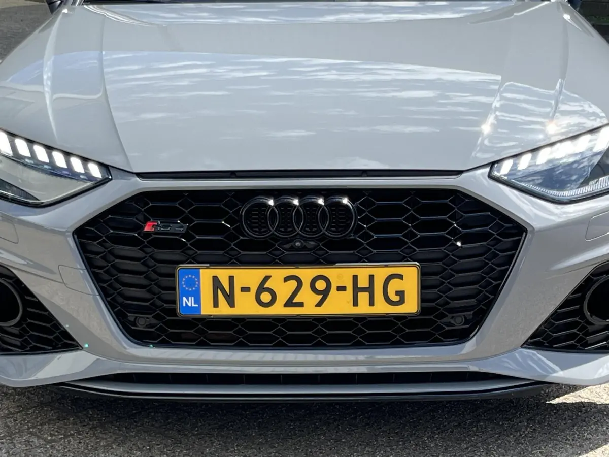 2.9 TFSI RS 4 quattro | NL Auto/1e Eig./Voll.Historie/Pano.Dak/Head-Up/Bang&Olufsen/Navi/Sportdiffertentieel/Elektr.Wegklapbare Trekhaak