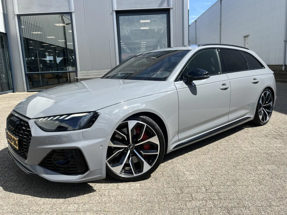 2.9 TFSI RS 4 quattro | NL Auto/1e Eig./Voll.Historie/Pano.Dak/Head-Up/Bang&Olufsen/Navi/Sportdiffertentieel/Elektr.Wegklapbare Trekhaak