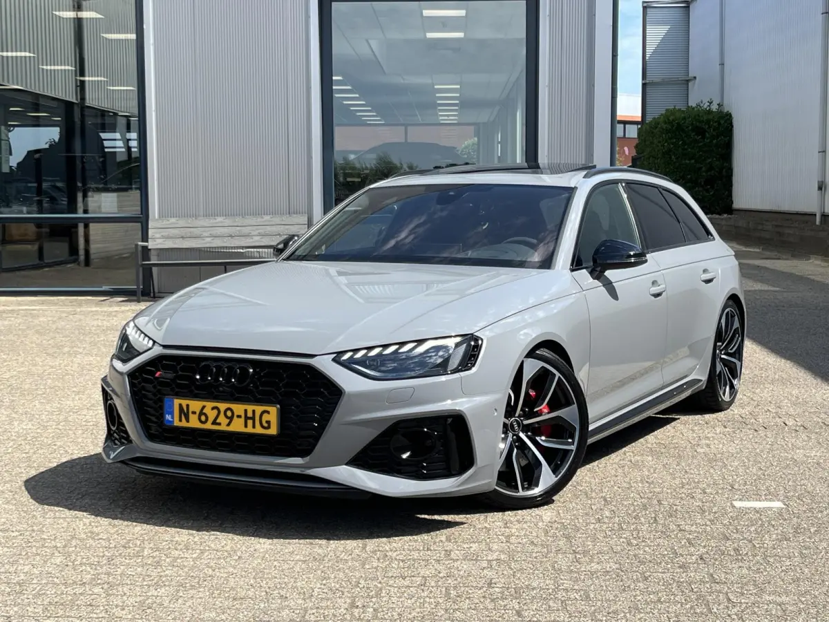 2.9 TFSI RS 4 quattro | NL Auto/1e Eig./Voll.Historie/Pano.Dak/Head-Up/Bang&Olufsen/Navi/Sportdiffertentieel/Elektr.Wegklapbare Trekhaak