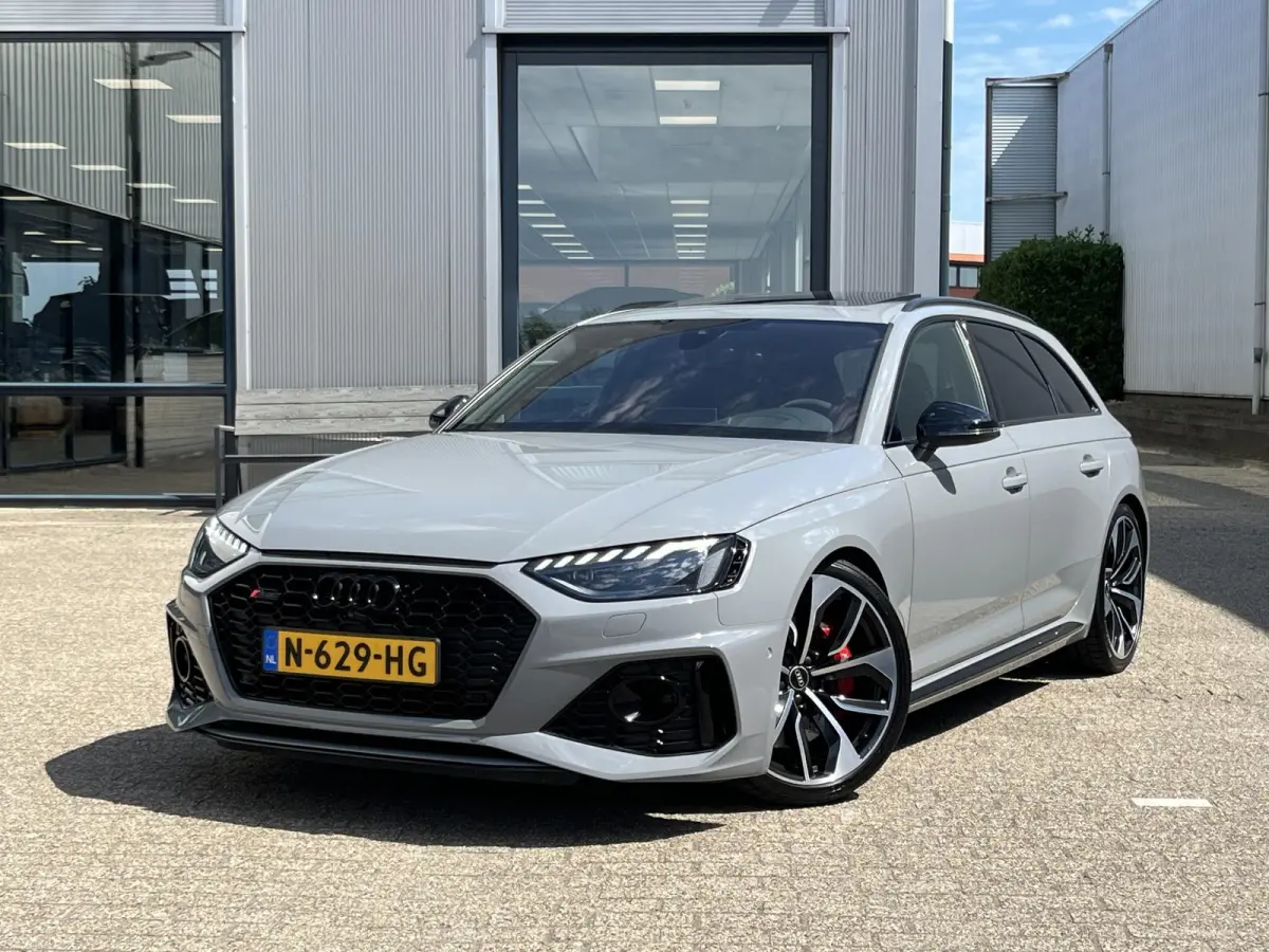 2.9 TFSI RS 4 quattro | NL Auto/1e Eig./Voll.Historie/Pano.Dak/Head-Up/Bang&Olufsen/Navi/Sportdiffertentieel/Elektr.Wegklapbare Trekhaak