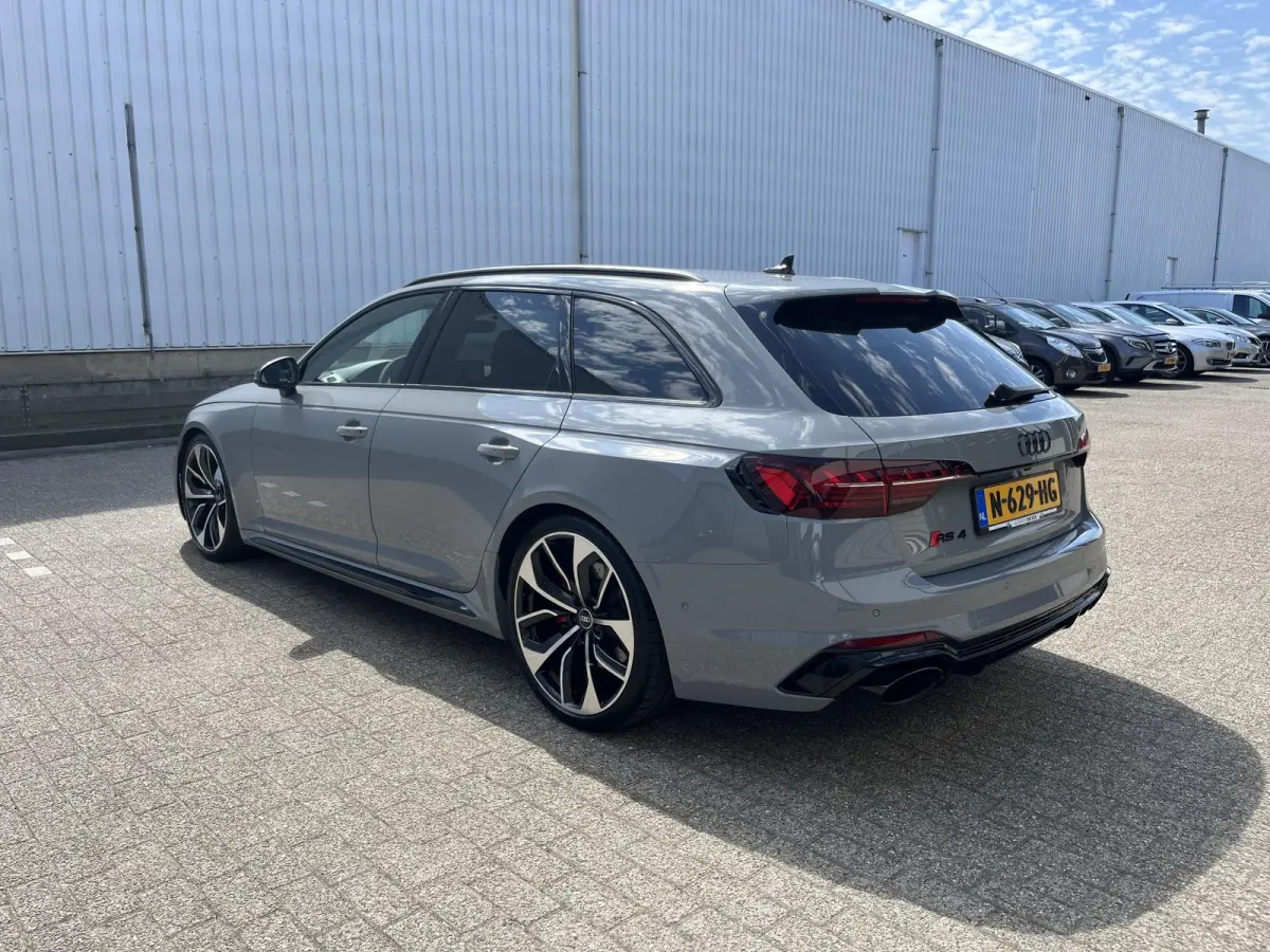2.9 TFSI RS 4 quattro | NL Auto/1e Eig./Voll.Historie/Pano.Dak/Head-Up/Bang&Olufsen/Navi/Sportdiffertentieel/Elektr.Wegklapbare Trekhaak