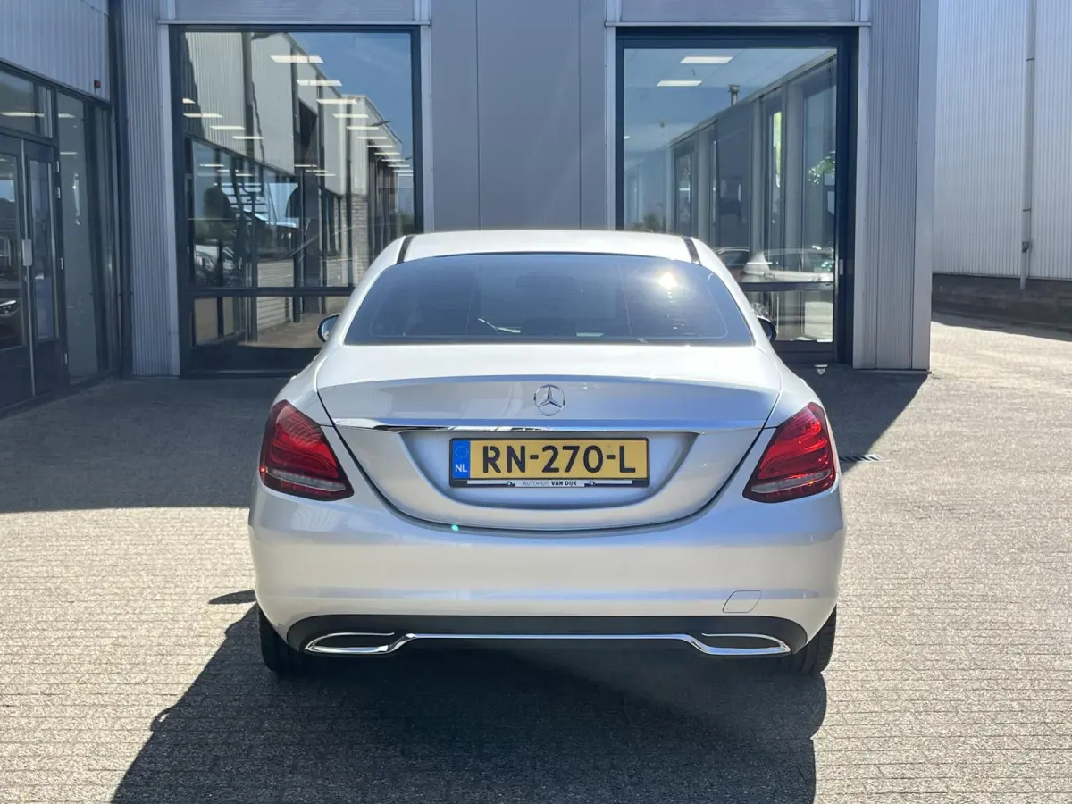 160 Premium Avantgarde | NL Auto/Navi/Camera/Sfeerverl./Clima/Cruise/19"/Elektr.Verstelbare Stoelen