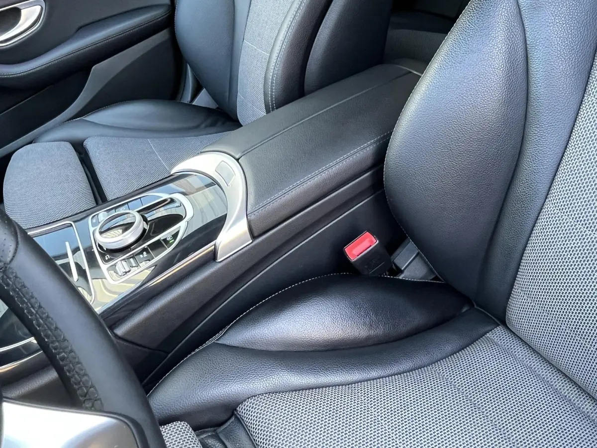 160 Premium Avantgarde | NL Auto/Navi/Camera/Sfeerverl./Clima/Cruise/19"/Elektr.Verstelbare Stoelen