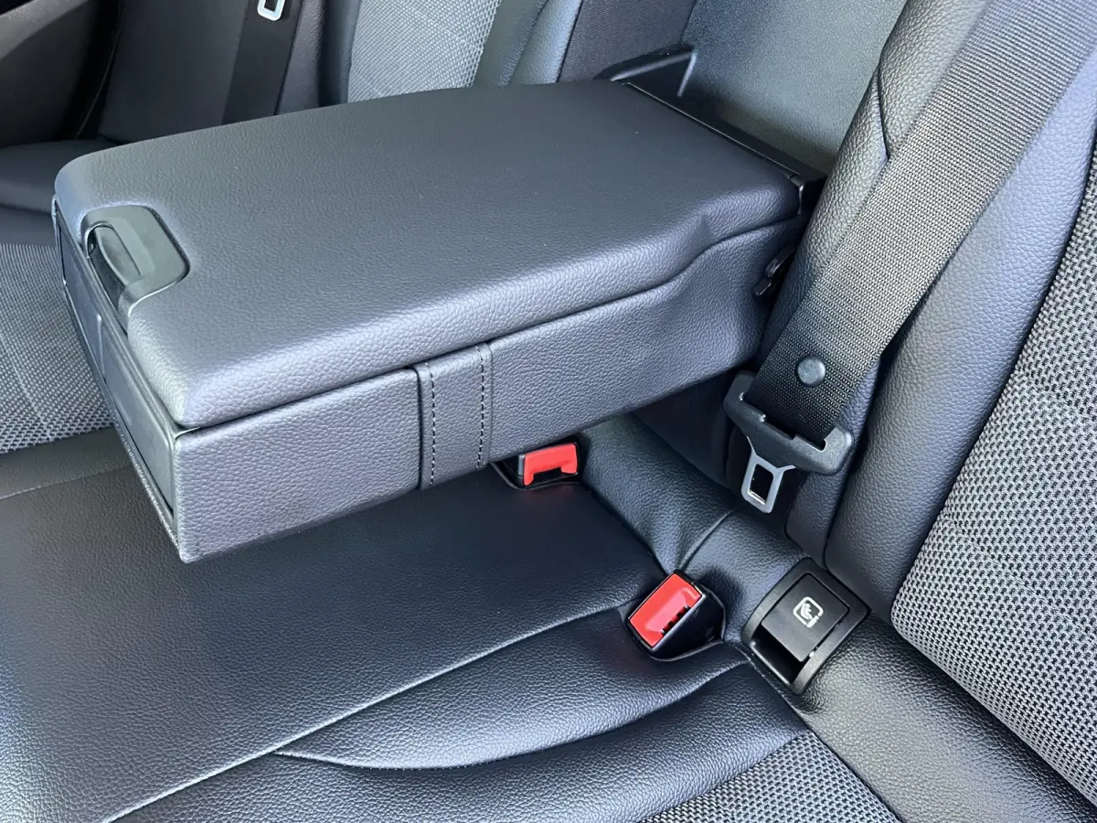 160 Premium Avantgarde | NL Auto/Navi/Camera/Sfeerverl./Clima/Cruise/19"/Elektr.Verstelbare Stoelen