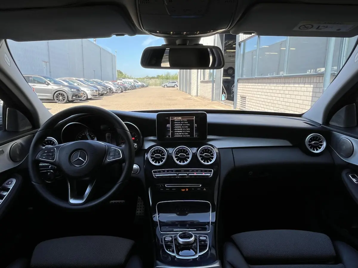 160 Premium Avantgarde | NL Auto/Navi/Camera/Sfeerverl./Clima/Cruise/19"/Elektr.Verstelbare Stoelen