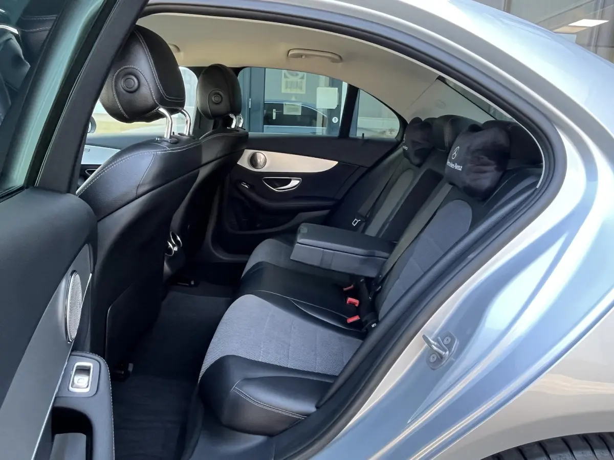 160 Premium Avantgarde | NL Auto/Navi/Camera/Sfeerverl./Clima/Cruise/19"/Elektr.Verstelbare Stoelen