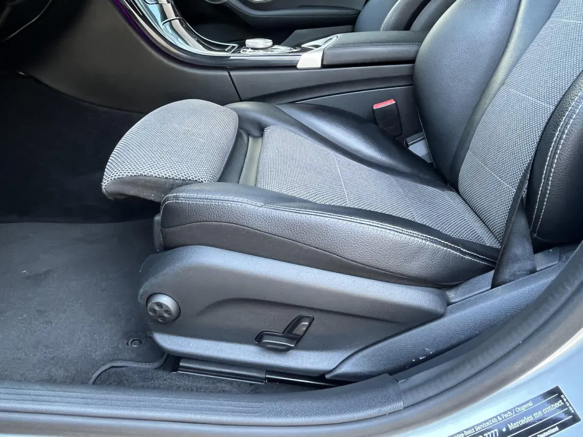 160 Premium Avantgarde | NL Auto/Navi/Camera/Sfeerverl./Clima/Cruise/19"/Elektr.Verstelbare Stoelen