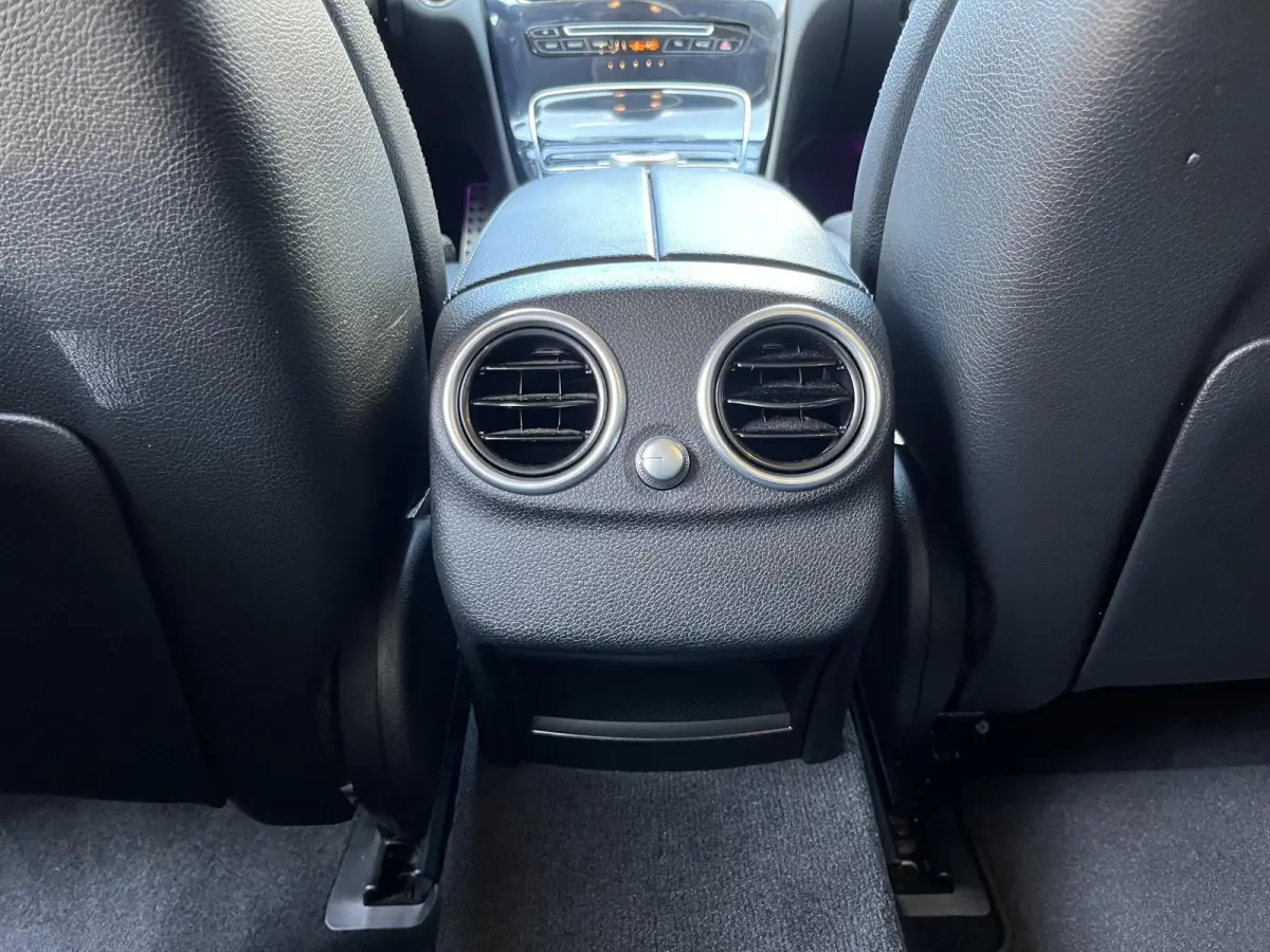 160 Premium Avantgarde | NL Auto/Navi/Camera/Sfeerverl./Clima/Cruise/19"/Elektr.Verstelbare Stoelen