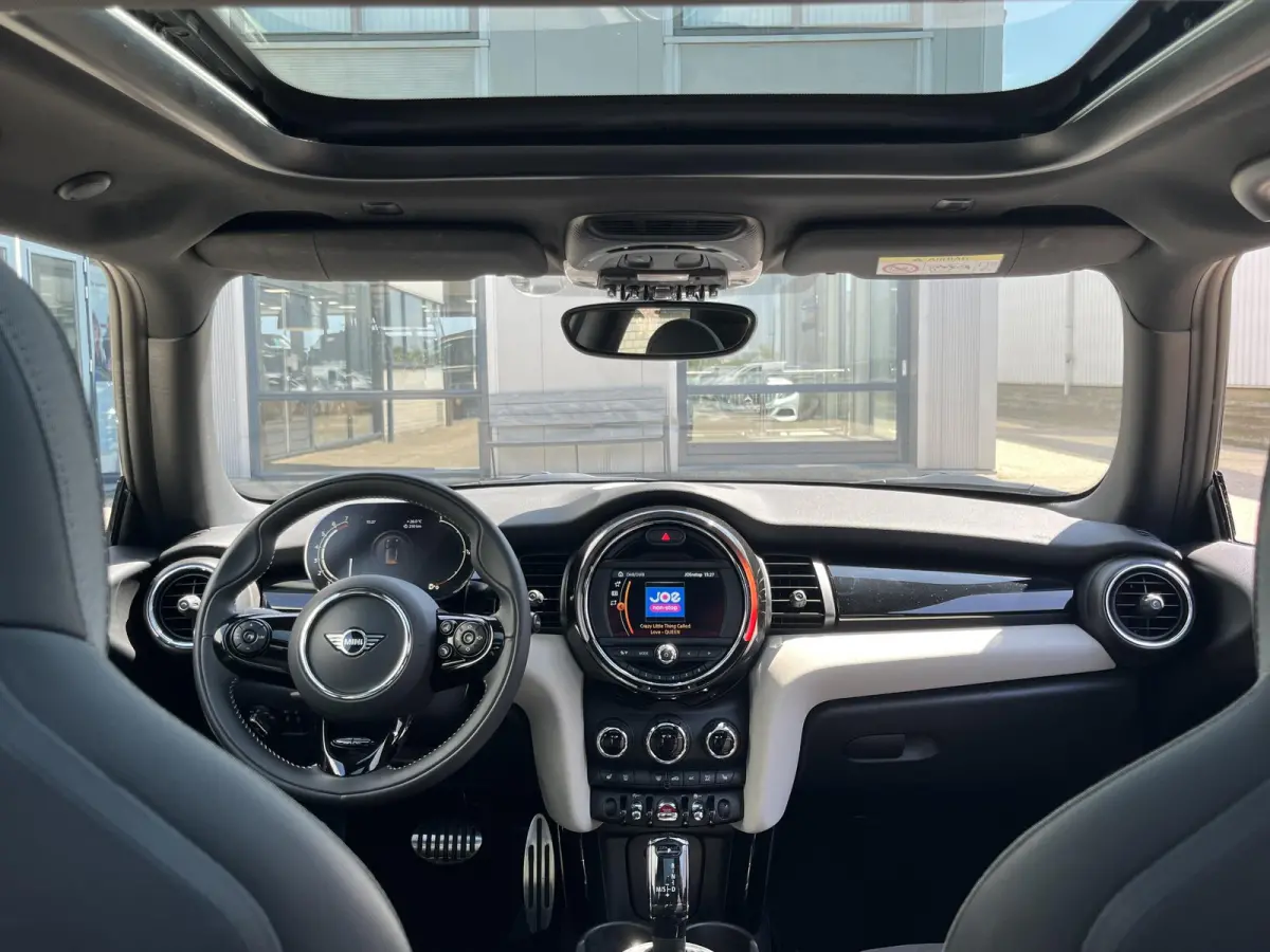 1.5 One Chili | Pano.Dak/Sportstoelen/Leder-Alcantara/JCW pakket/Navi/Clima/Cruise/Apple CarPlay-Android Auto