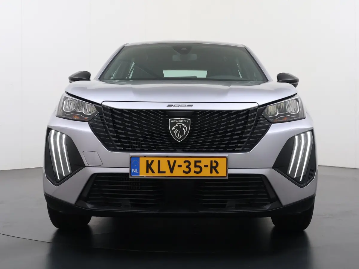 SUV Style 100pk | Navigatie via Apple Carplay en Android auto | Automatische Airco | Parkeersensoren achter | Cruise control