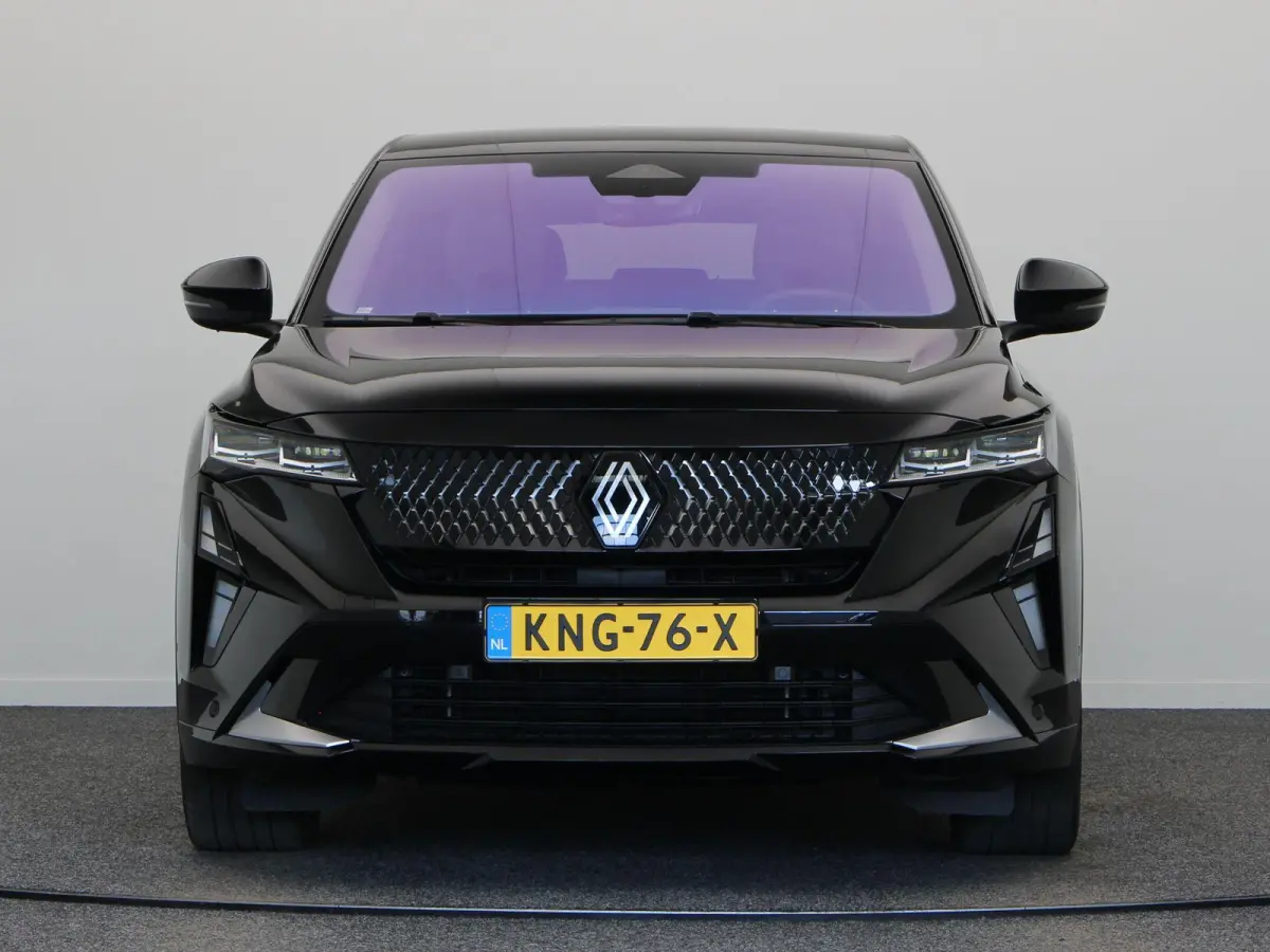 E-Tech full hybrid 200pk techno | Harman Kardon | Stoel, stuur en voorruitverwarming | Elektrische achterklep |