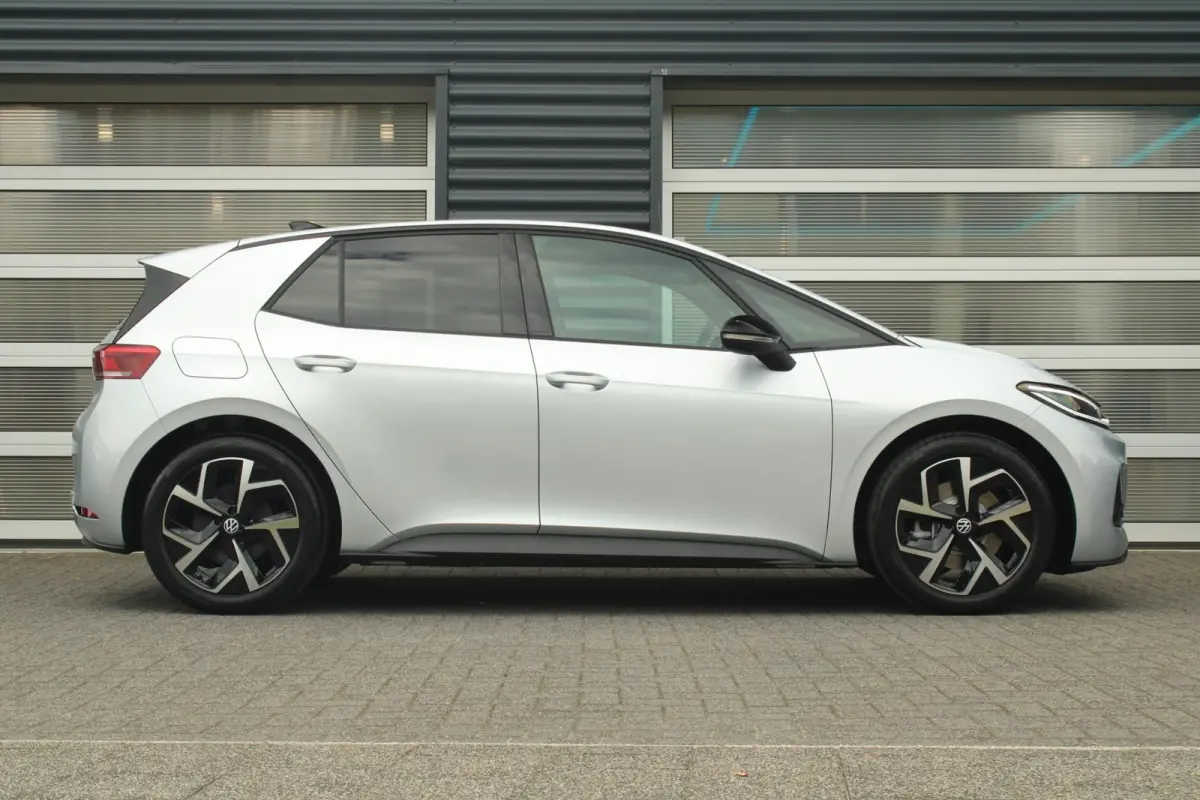 170pk Life 50 kWh | Comfort Pakket | Steunhaak | Navigatie