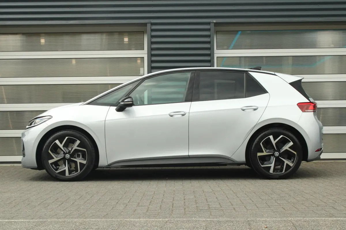 170pk Life 50 kWh | Comfort Pakket | Steunhaak | Navigatie