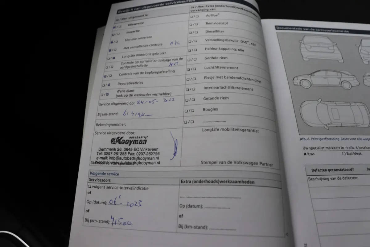 1.0 BlueMotion Automaat. Navigatie