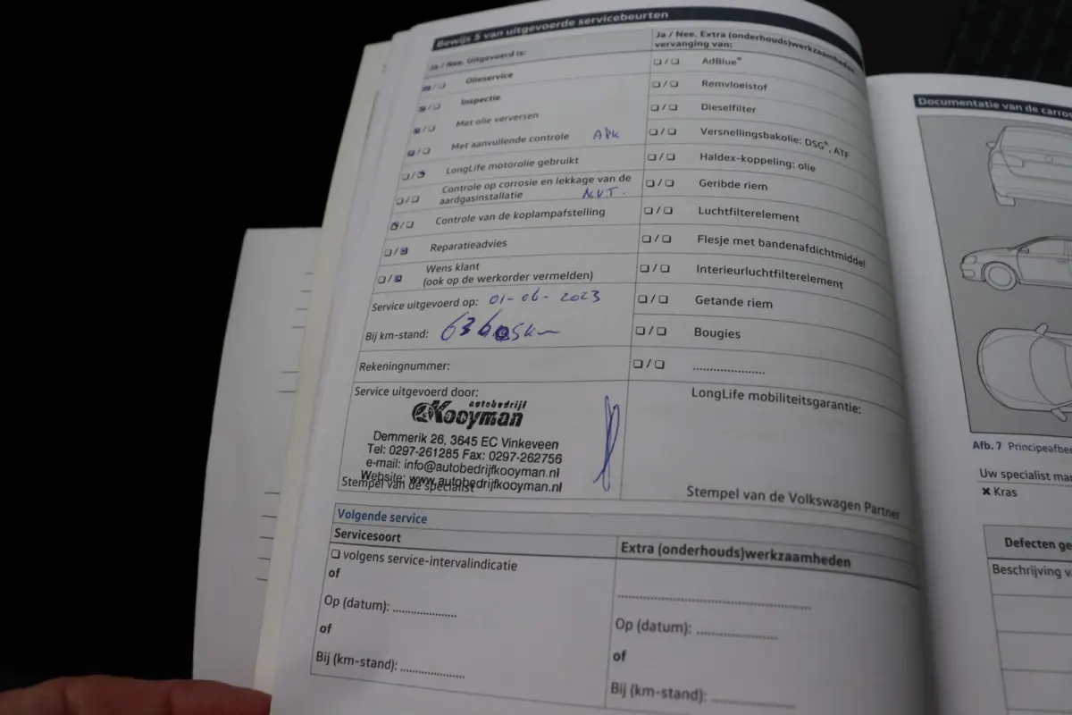 1.0 BlueMotion Automaat. Navigatie