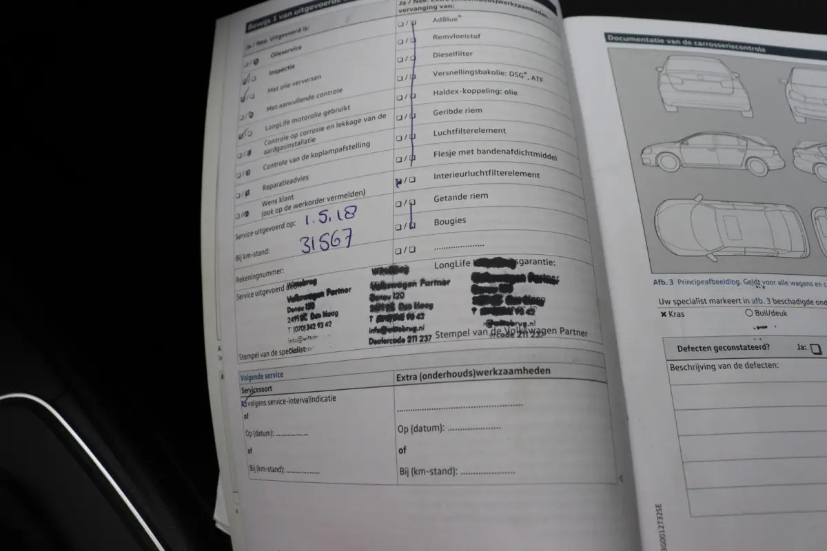 1.0 BlueMotion Automaat. Navigatie