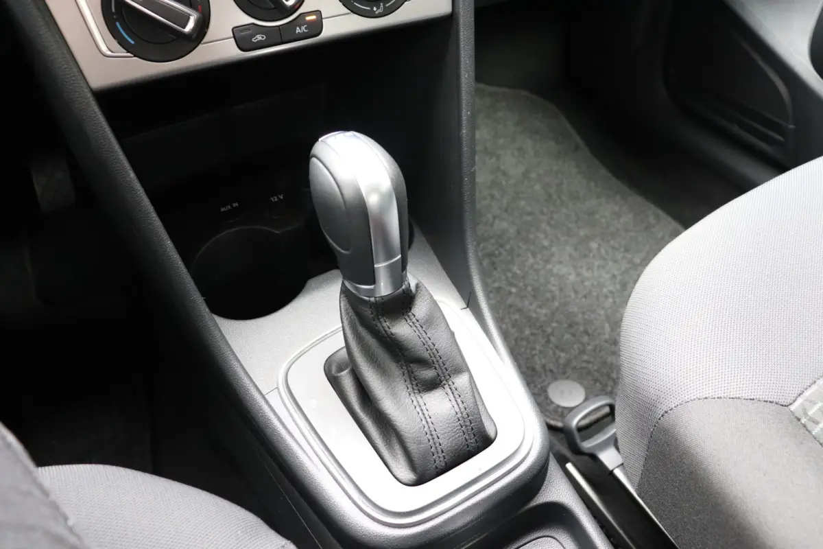 1.0 BlueMotion Automaat. Navigatie