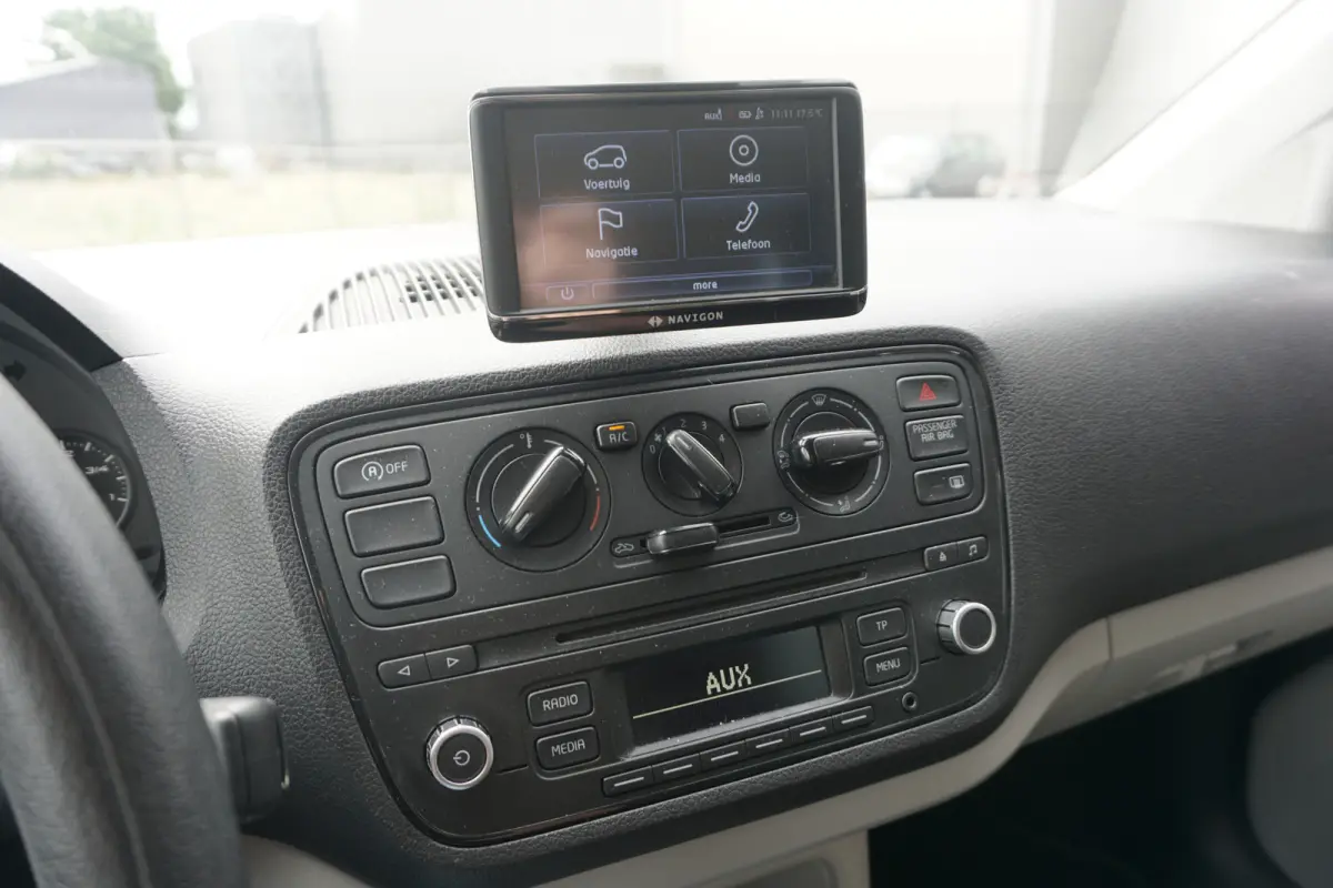 1.0 Style Connect | NAVI | AIRCO | ELEKTR. PAKKET | 5 DEURS |