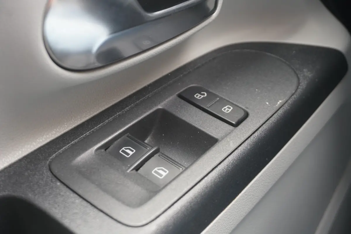 1.0 Style Connect | NAVI | AIRCO | ELEKTR. PAKKET | 5 DEURS |