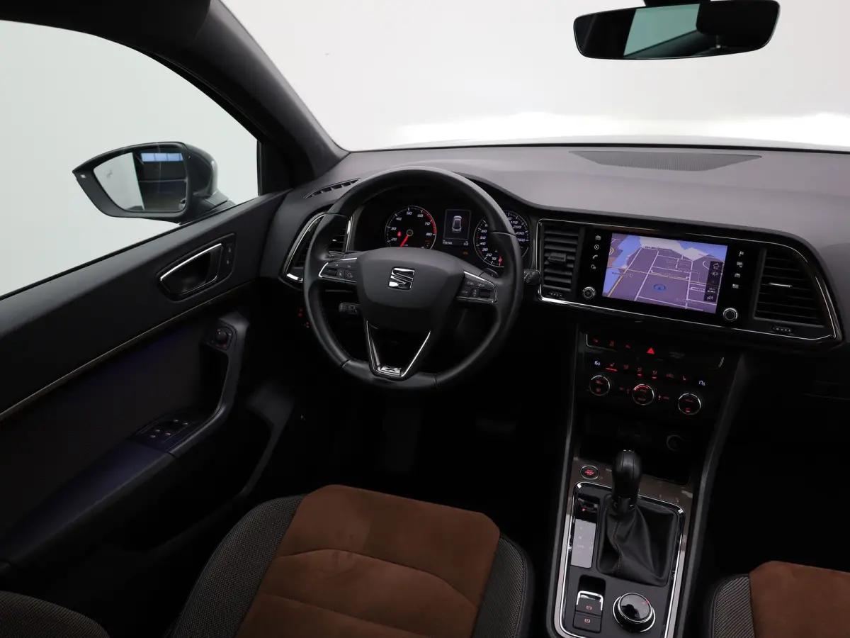 1.5 TSI Xcellence Business Intense | Beats | Keyless | Camera | Blind Spot | Prijs Rijklaar!!