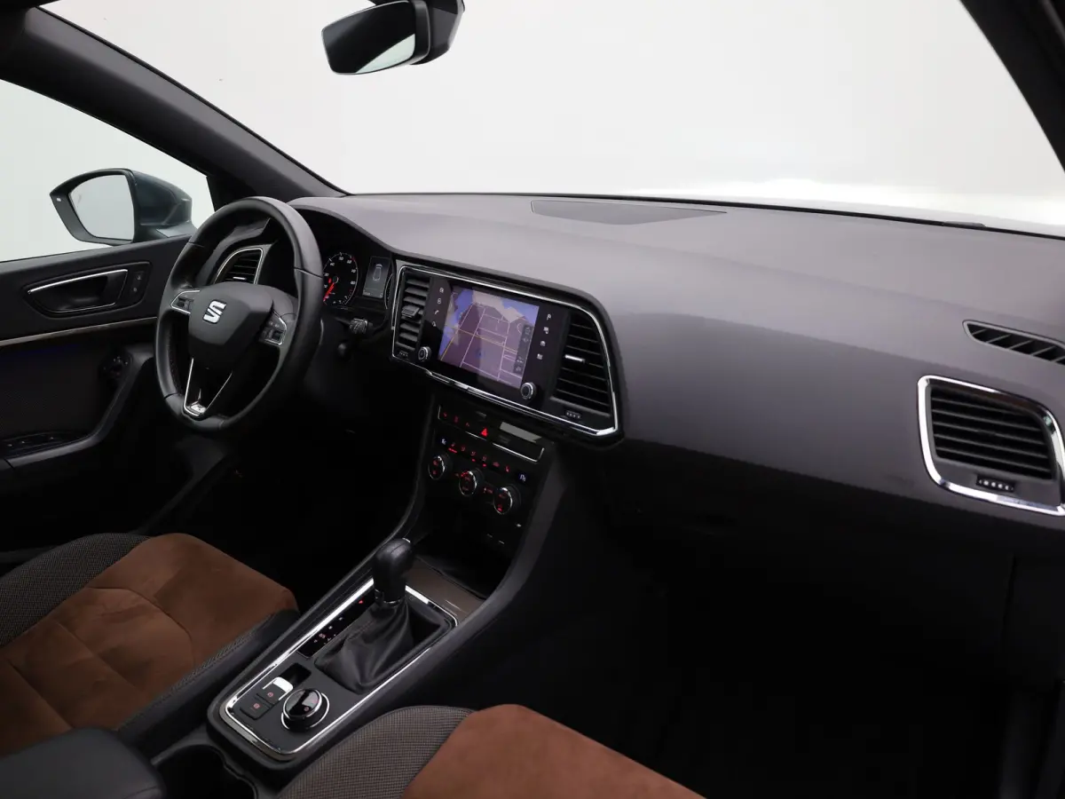 1.5 TSI Xcellence Business Intense | Beats | Keyless | Camera | Blind Spot | Prijs Rijklaar!!