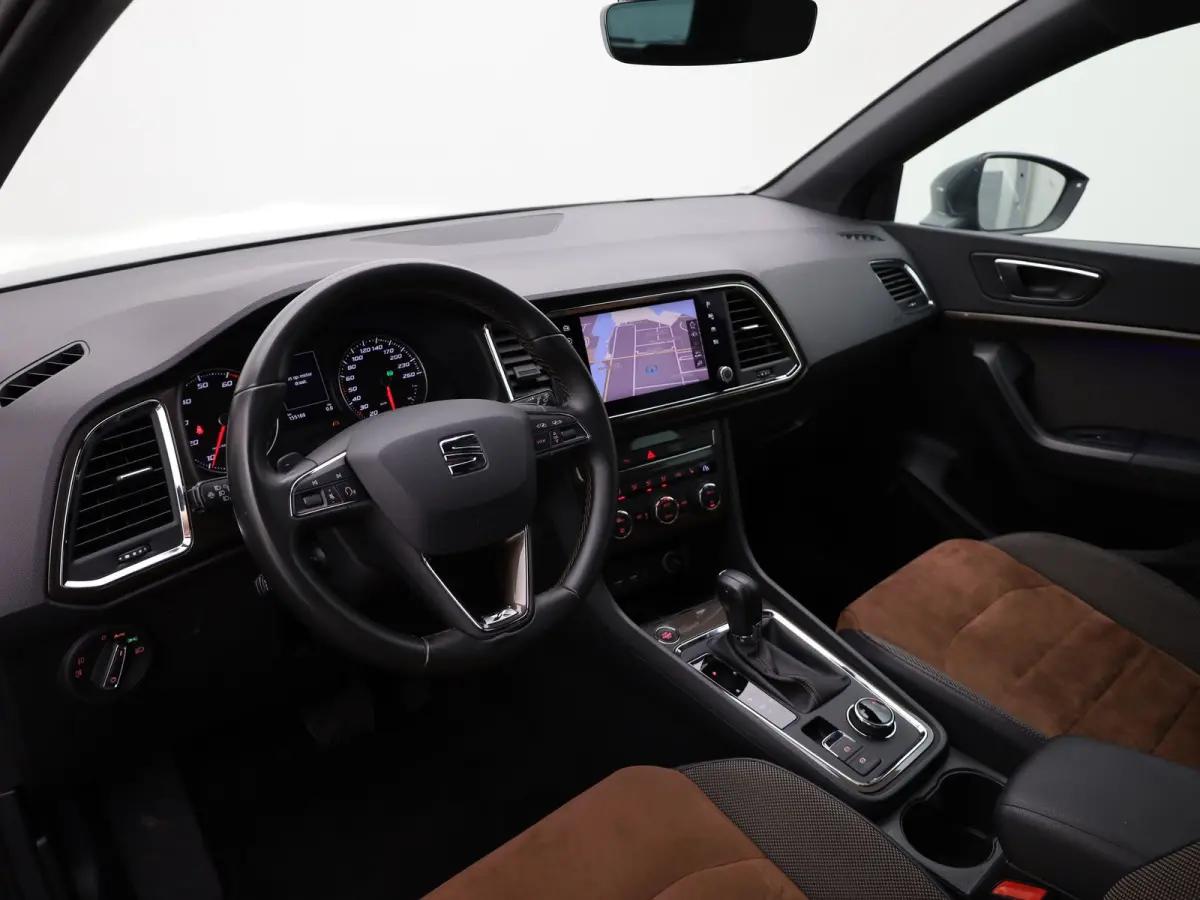 1.5 TSI Xcellence Business Intense | Beats | Keyless | Camera | Blind Spot | Prijs Rijklaar!!