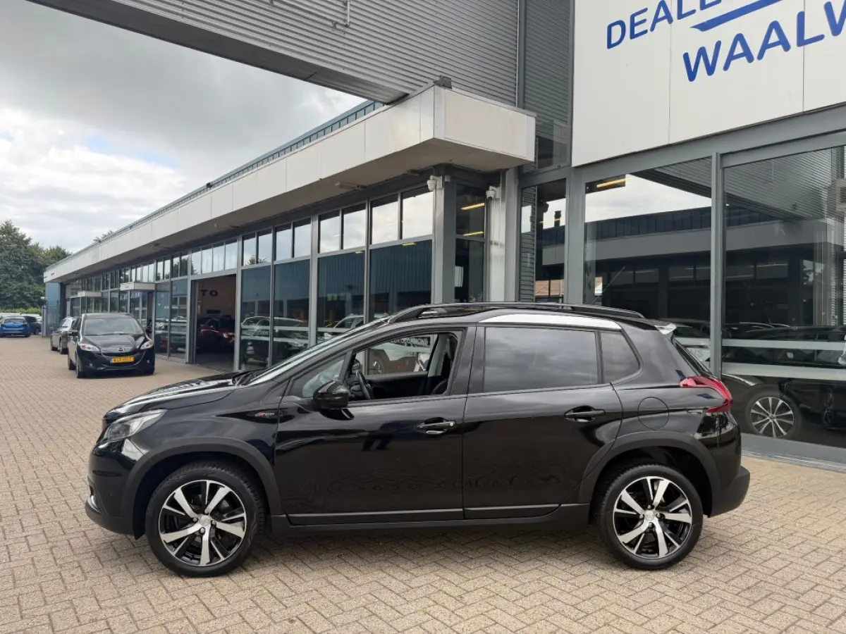 1.2 PURETECH GT-LINE NAVI PANO AIRCO/ECC PDC