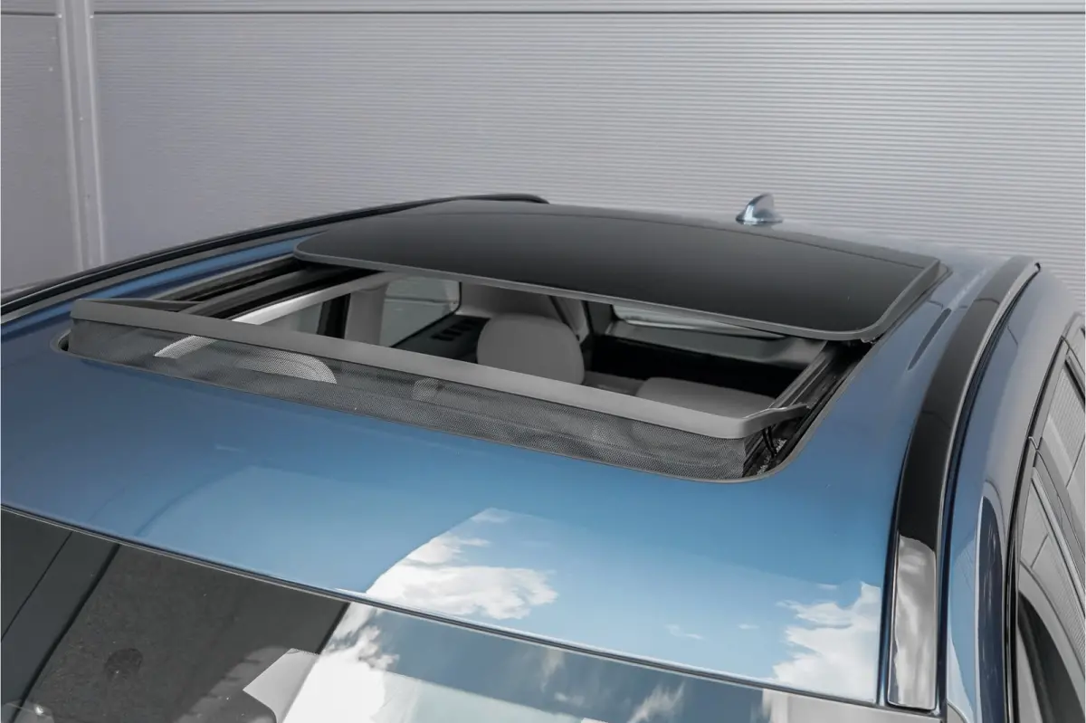 2.0 T8 Plug-in hybrid AWD Plus Bright Luchtvering Pano Elek Trekhaak 360°