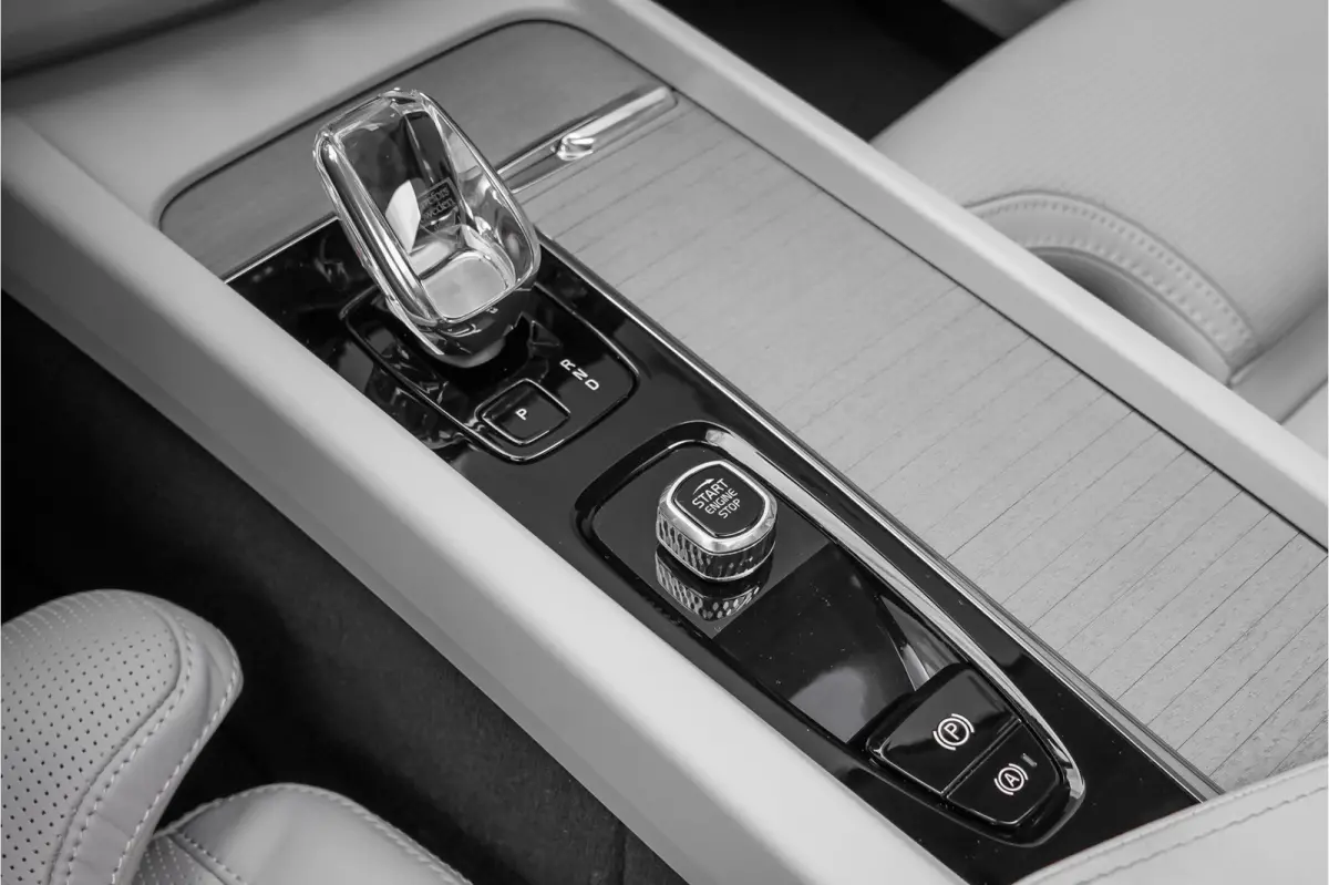 2.0 T8 Plug-in hybrid AWD Plus Bright Luchtvering Pano Elek Trekhaak 360°