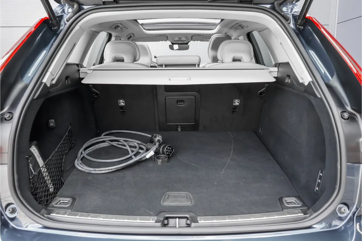 2.0 T8 Plug-in hybrid AWD Plus Bright Luchtvering Pano Elek Trekhaak 360°
