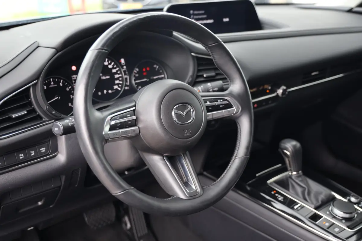 2.0 e-SkyActiv-G M Hybrid Comfort|Automaat|Stoel/stuurverwarming|Camera|Navi|