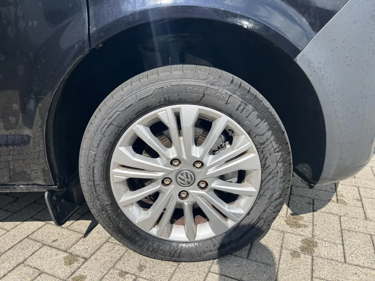 2.0 TDI L2H1 150PK | Automaat | Trekhaak | Dubbele Cabine | Parkeersensoren Achter | Airco |