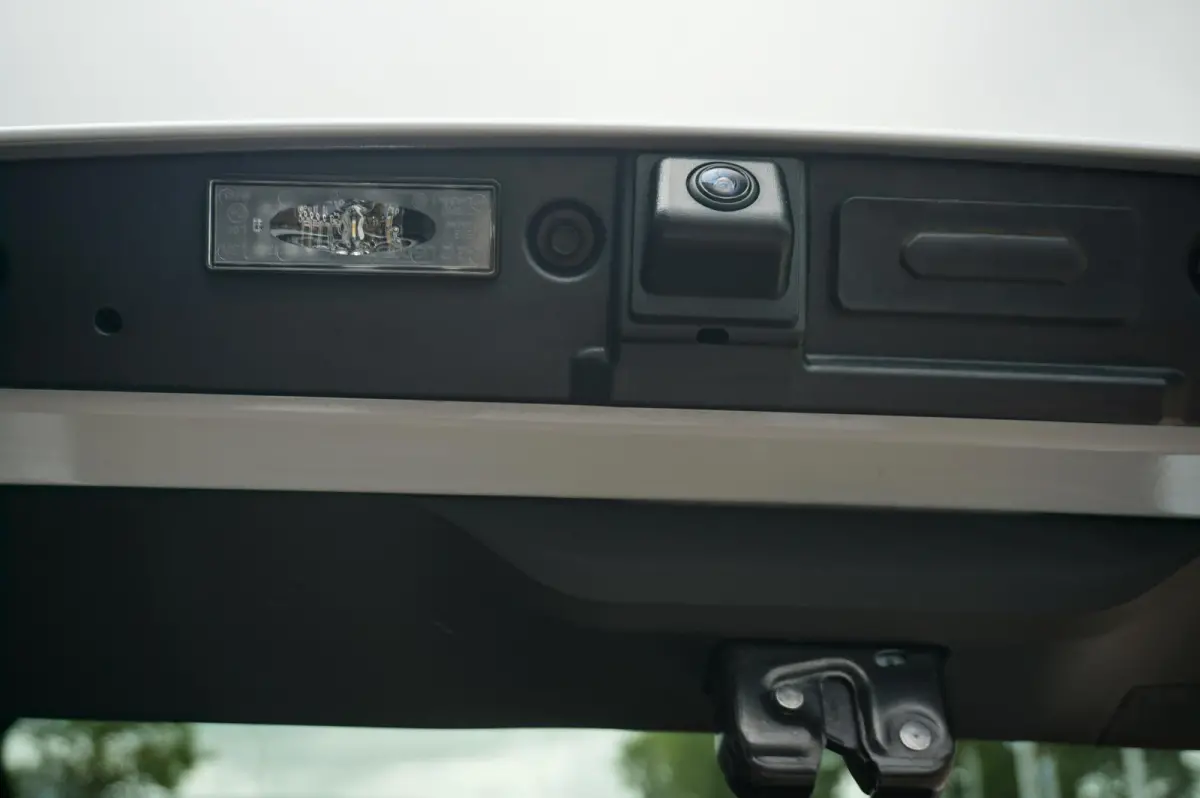 1.6 E-Tech Hybrid 145 Intens
