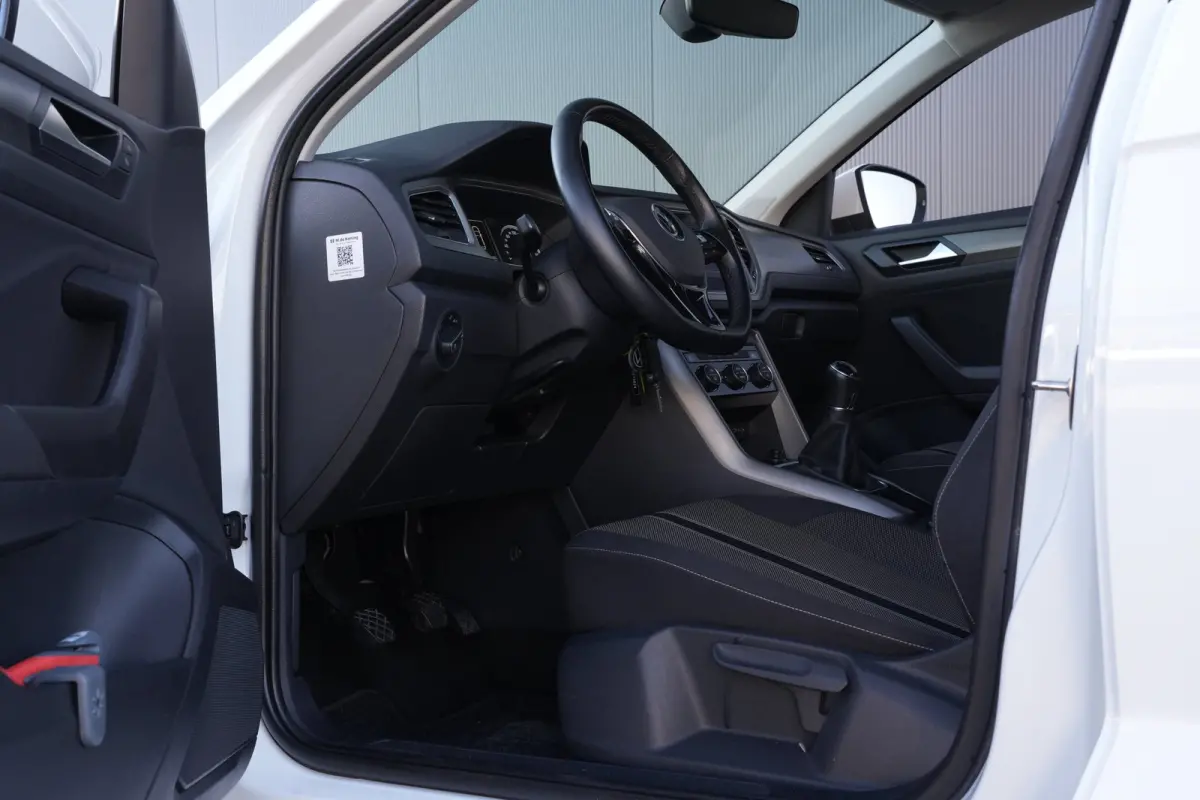 1.0 TSI Style | Apple Carplay | Navi | PDC V+A |