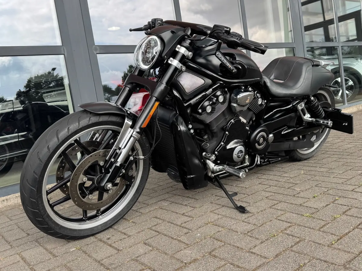 Harley Davidson Vrscdx Night-Rod Special 2012 Benzine Handgeschakeld leasen