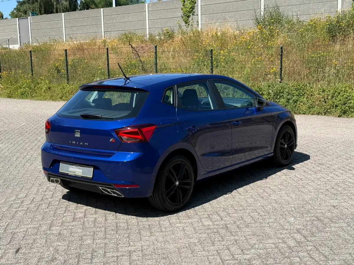1.0 TSI FR LED I 95PK I CRUISE I BLUETOOTH I TREKHAAK I PDC
