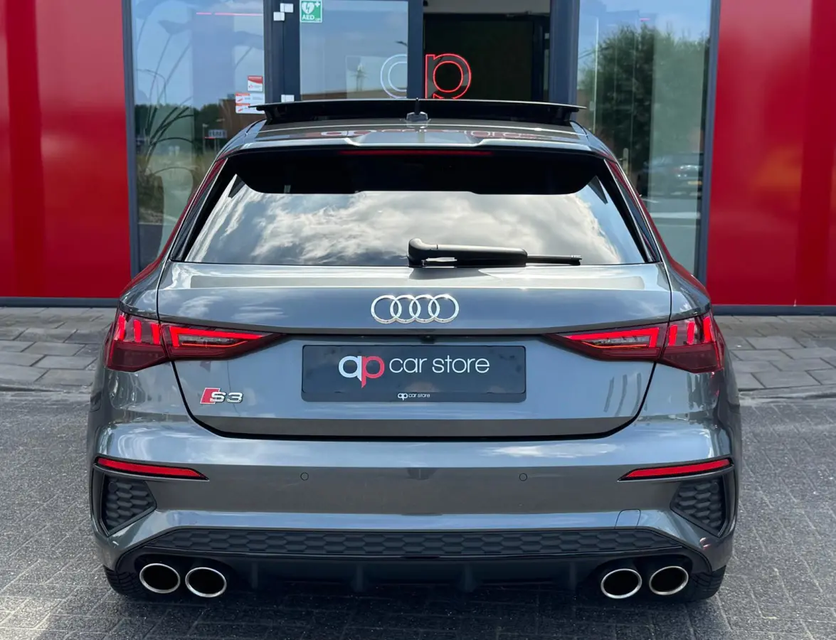 2.0 TFSI S3 quattro Edition One Vol | Panorama | Bang & Olufsen | Memory Seats | Head-Up display | BTW |