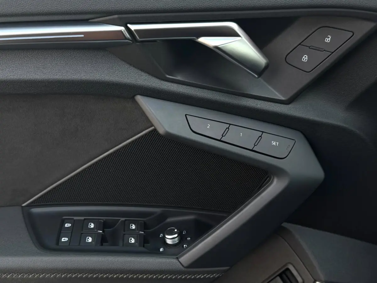 2.0 TFSI S3 quattro Edition One Vol | Panorama | Bang & Olufsen | Memory Seats | Head-Up display | BTW |