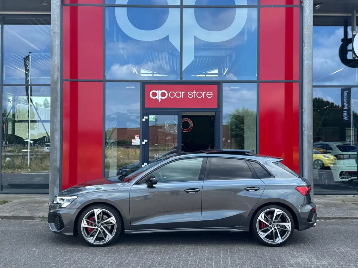 2.0 TFSI S3 quattro Edition One Vol | Panorama | Bang & Olufsen | Memory Seats | Head-Up display | BTW |