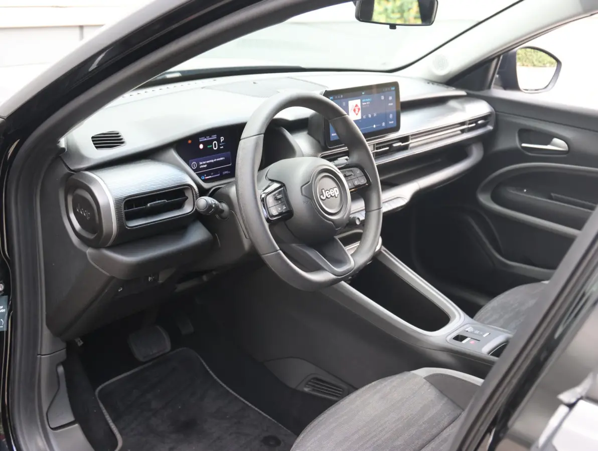 Longitude 54 kWh | Accu 97% | Apple Carplay/Android Auto | Cruise Control | Parkeersensoren achter | Airco | Bluetooth |