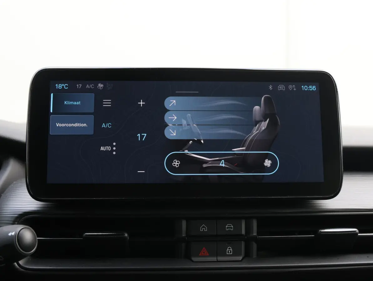 Longitude 54 kWh | Accu 97% | Apple Carplay/Android Auto | Cruise Control | Parkeersensoren achter | Airco | Bluetooth |