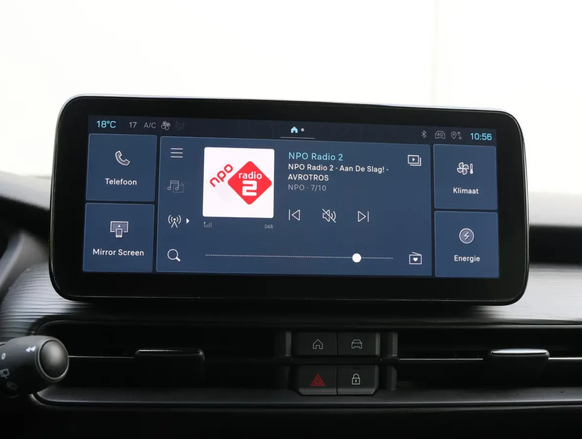 Longitude 54 kWh | Accu 97% | Apple Carplay/Android Auto | Cruise Control | Parkeersensoren achter | Airco | Bluetooth |
