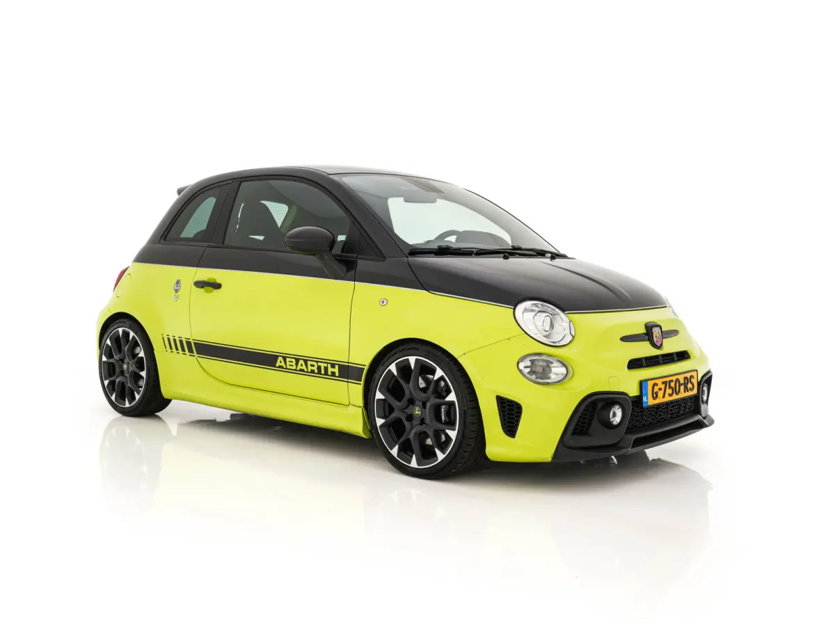 1.4 T-Jet Competizione 70th Anniversary ( One of 1958 ! ) (INCL-BTW) Aut. *AKRAPOVIC-EXHAUST | RECARO-SPORTSEATS | XENON | NAVI-FULLMAP | BREMBO-BRAKES | CARBON | SHIFTPADDLES | DIGI-COCKPIT